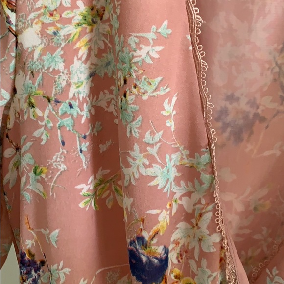 Pink Floral Romper 🌸 - Picture 3 of 5